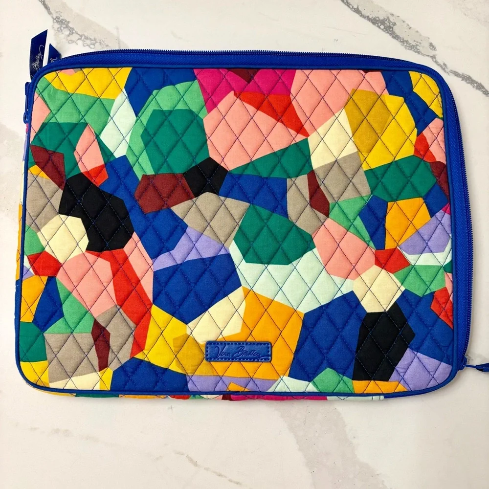Vera Bradley Pop Art Quilted Laptop Sleeve - Picture 1 of 3